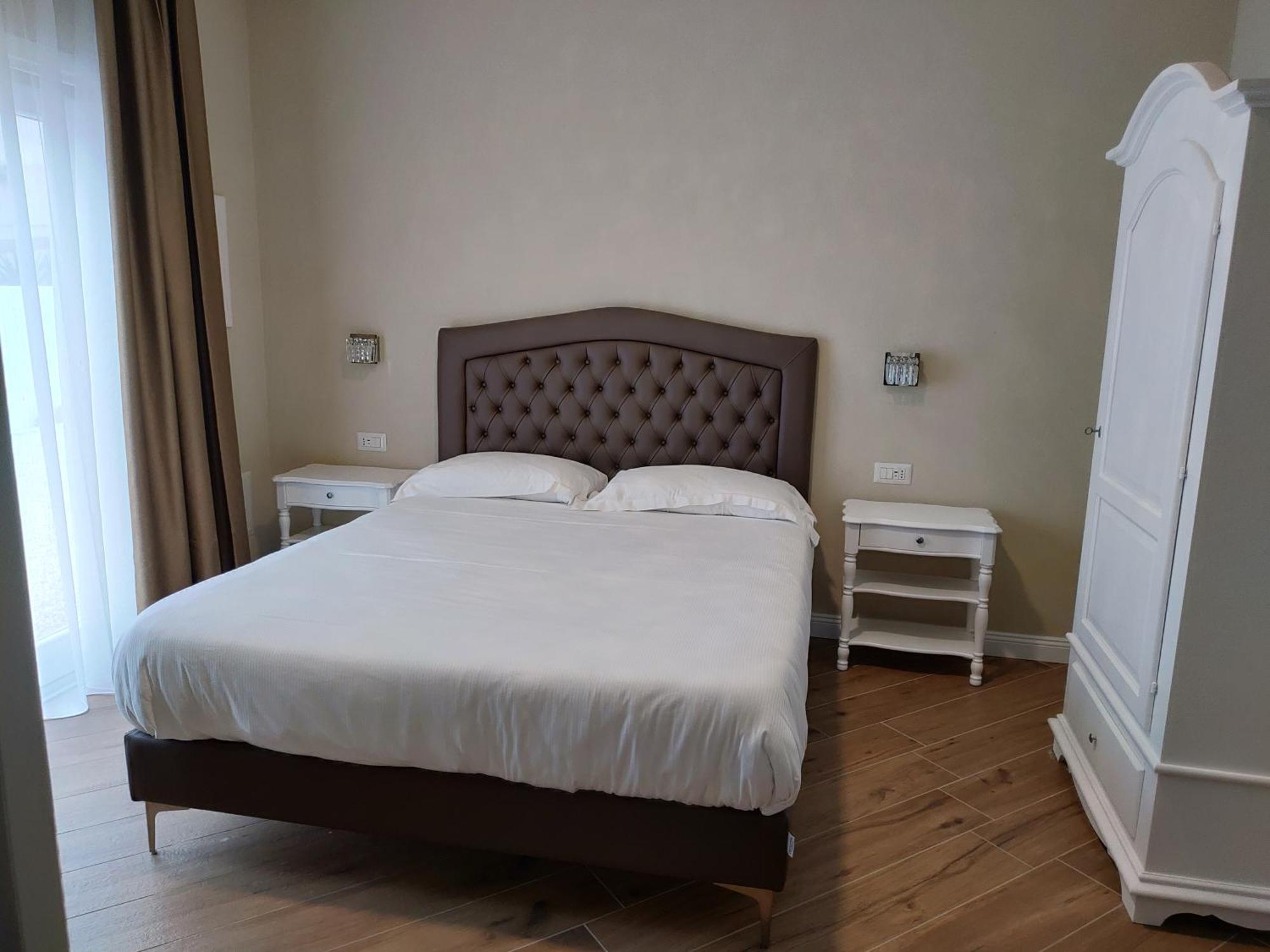 Rmaison Luxury Suites Olbia Exterior foto