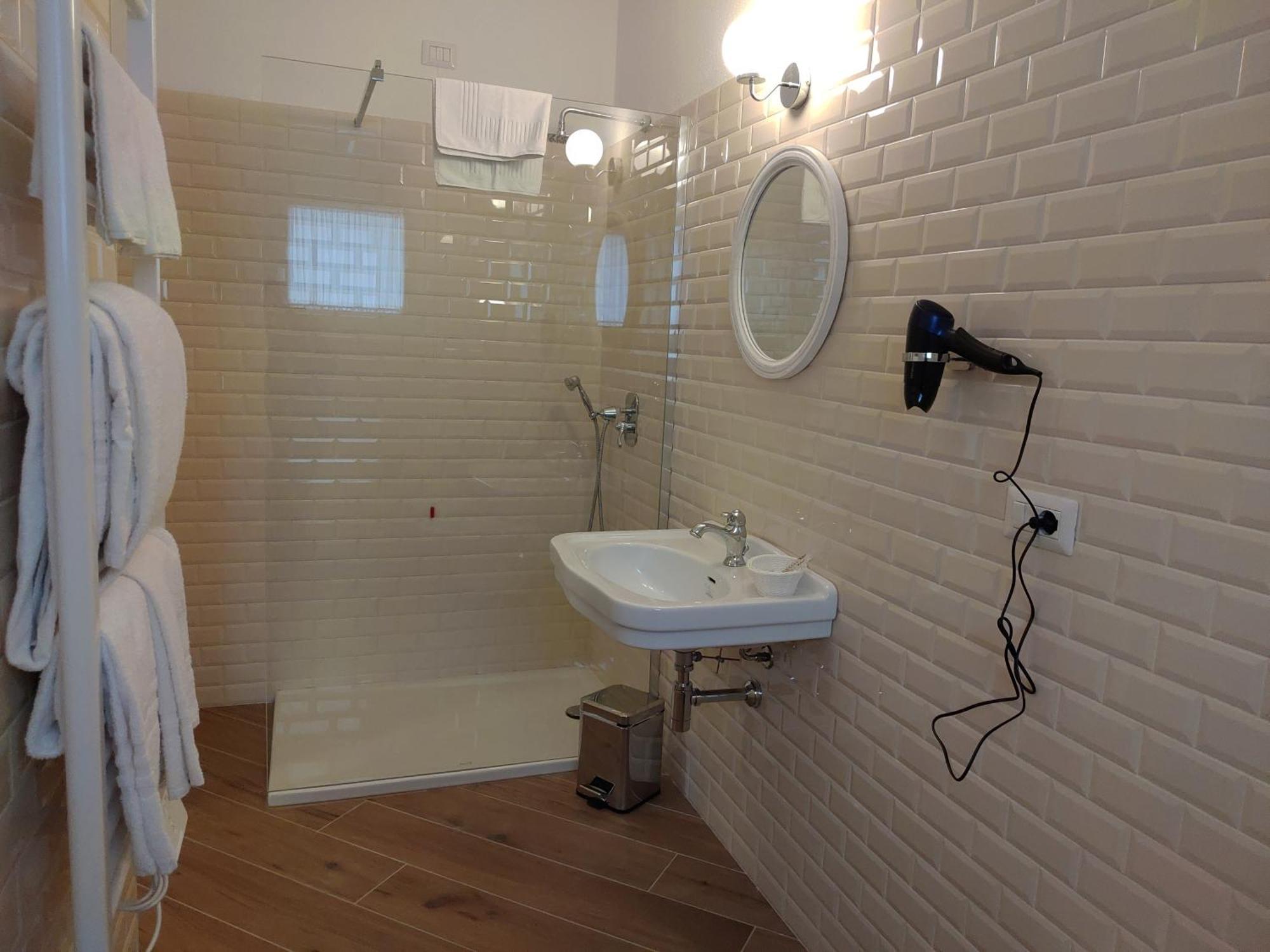 Rmaison Luxury Suites Olbia Habitación foto
